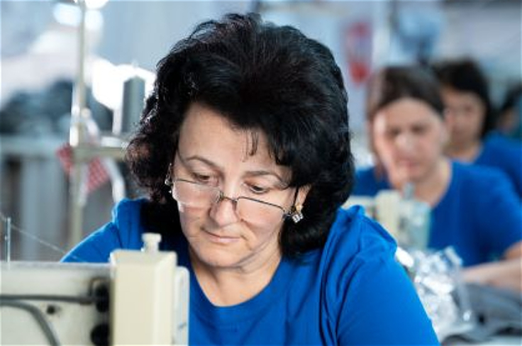 Sənayenin Yaşıllaşdırılması – Azərbaycanın tekstil məhsulları istehsalçıları olan Alyans, Baku və BETEX şirkətləri EU4Environment layihəsi çərçivəsində müəssisələrin qiymətləndirilməsində iştirakdan faydalanır.